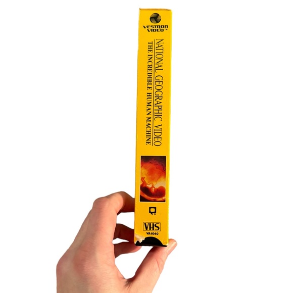 Vintage VHS Tape: “National Geographic Video: The Incredible Human Machine.” - Picture 2 of 7